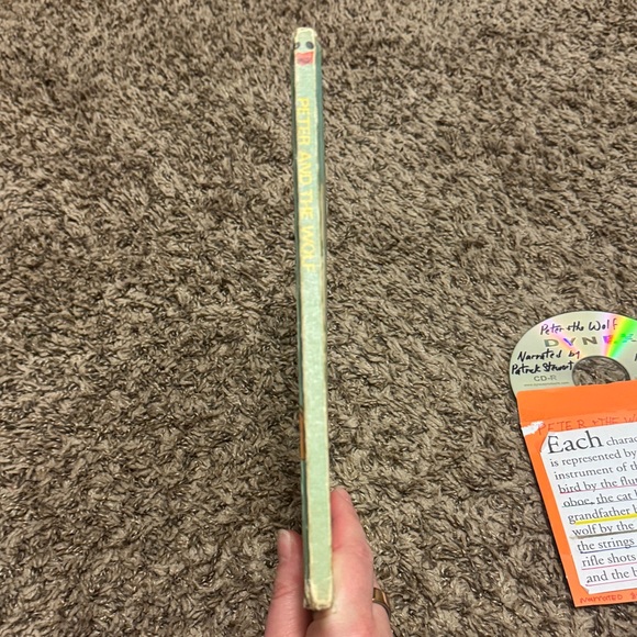 Disney's Peter and the Wolf Book - vintage 1974 book with complementary CS - Picture 9 of 10